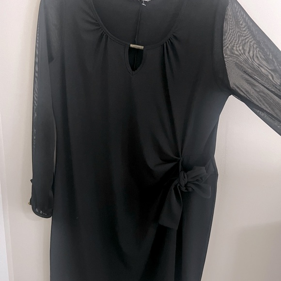 Retmans Black Dress - Picture 3 of 3